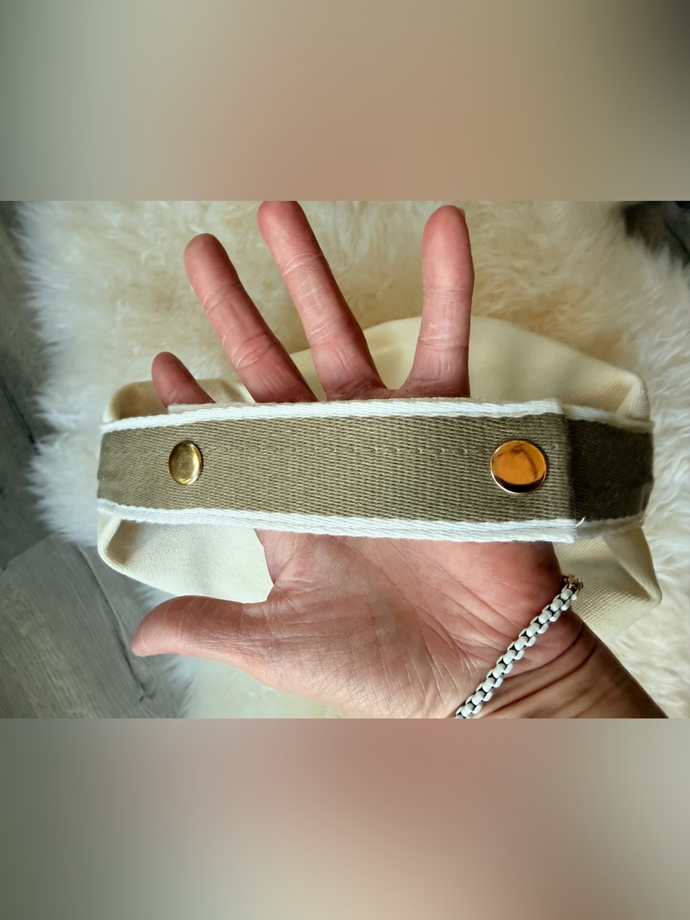 Source Unknown Hermes Cream & Grey Canvas Dual Section Cosmetic Case - Picture 8 of 13